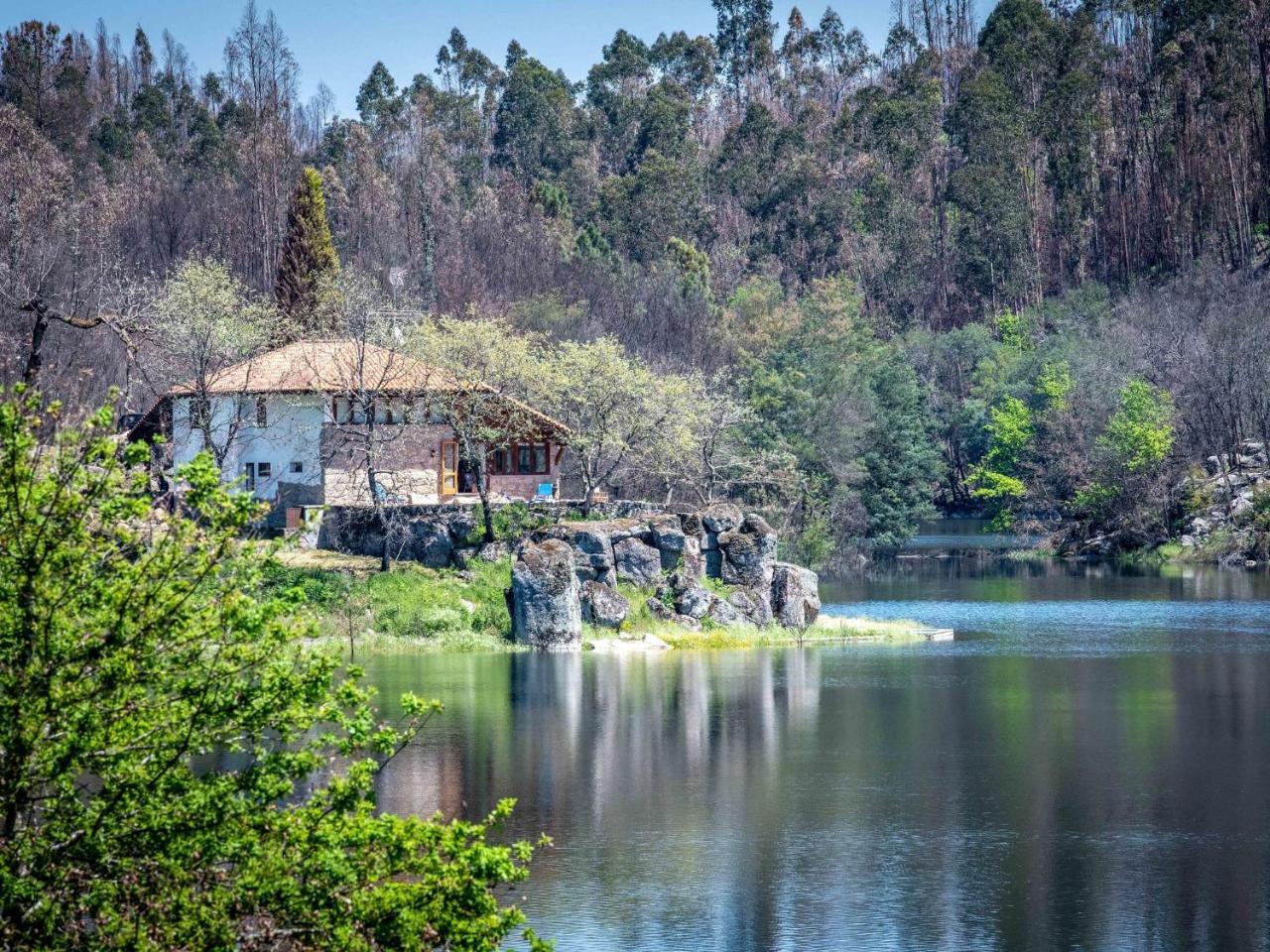 Traditional Mansion In Treixedo With Swimming Pool Exterior photo
