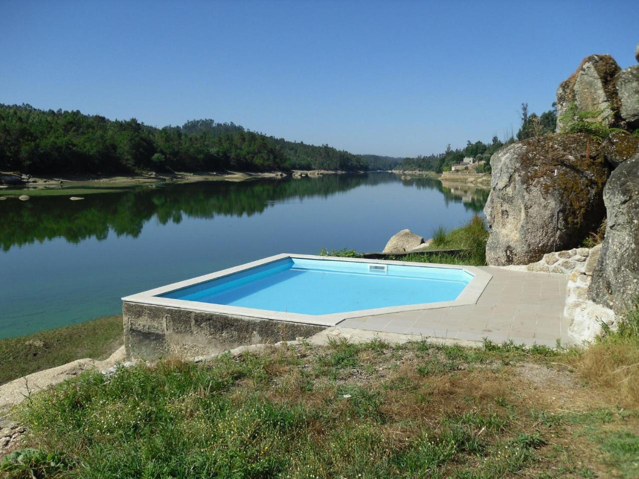 Traditional Mansion In Treixedo With Swimming Pool Exterior photo